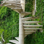 Garde-corps en fer forgé ferronnier et métallier à Villeneuve Loubet Alpes-Maritimes et Monaco